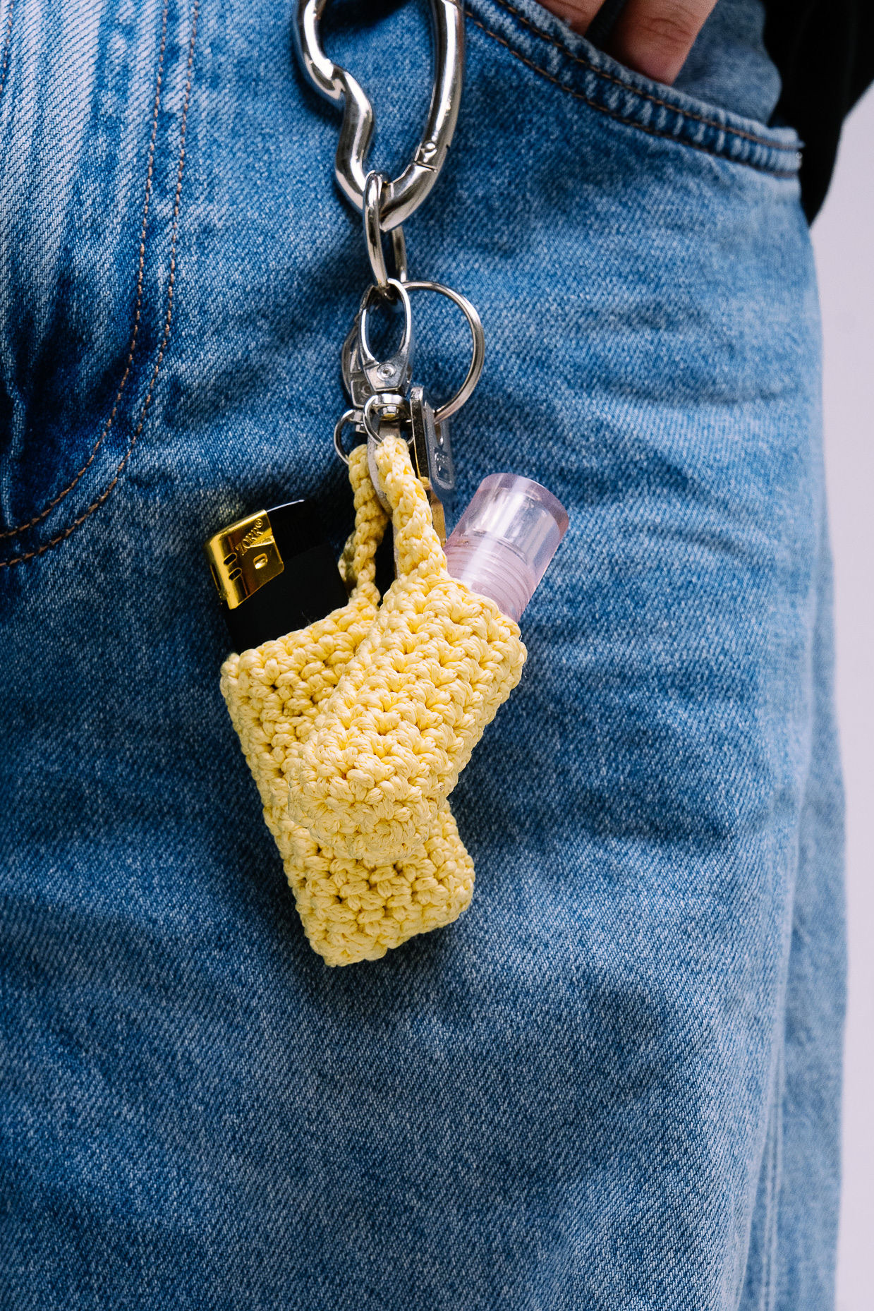 Keychain with Lighter Case, Lipgloss Case & Bow – Butter Yellow